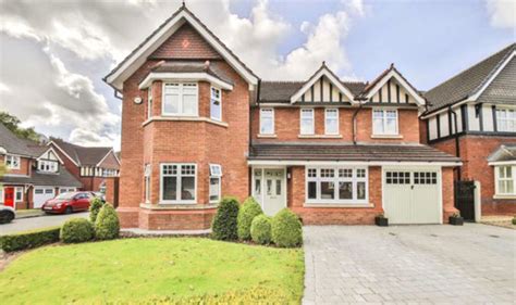 Booked deluxe 3 bedroom apartment. House for sale: Four bedroom home in Blackburn is hiding ...