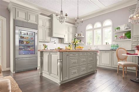 Custom kitchen cabinet prices vary depending on the size and type of cabinets you are installing, as well as the finish, material, and location. Pin by Angie Dickman on Kitchens | Custom kitchen cabinets, Glazed kitchen cabinets, Kitchen ...