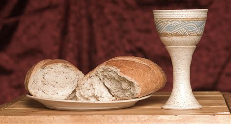 A Pastors Approach To Holy Communion Living Lutheran
