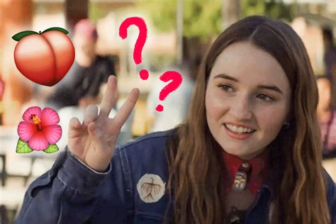 booksmart sex scene could a lesbian really confuse a butthole for a vagina