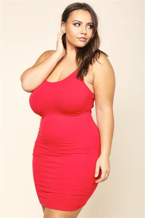 Pin Auf Outfits Curvy Women
