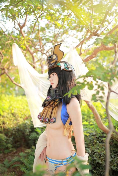 pin on queens blade cosplay