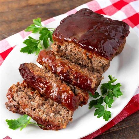 Easy Classic Meatloaf Is Delicious And Tastes Like The One Mom Made