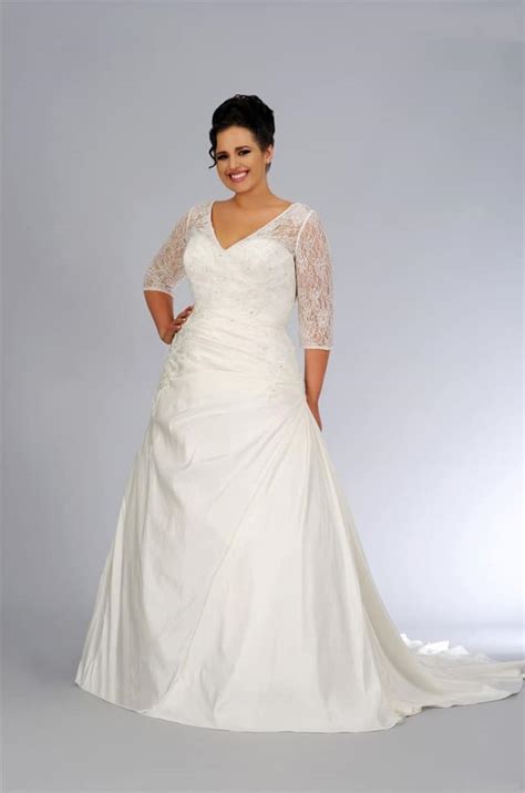 20 Affordable Plus Size Wedding Dresses For Women 2023 Sheideas