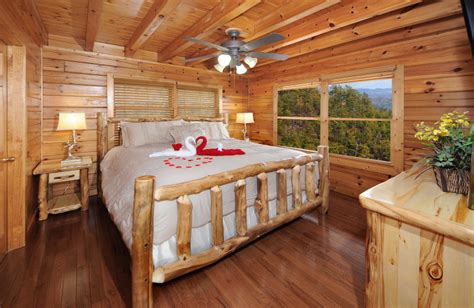 By choosing to stay in one of the many spacious pigeon forge cabin rentals offered by aunt bug's, guests are allowing themselves to be in the middle of the action. Outrageous Cabins LLC (Sevierville, TN) - Resort Reviews ...