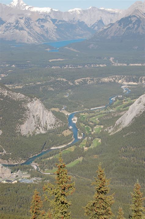 Bow River Valley Banff Alberta Canadian Rocky Rocky Mountains