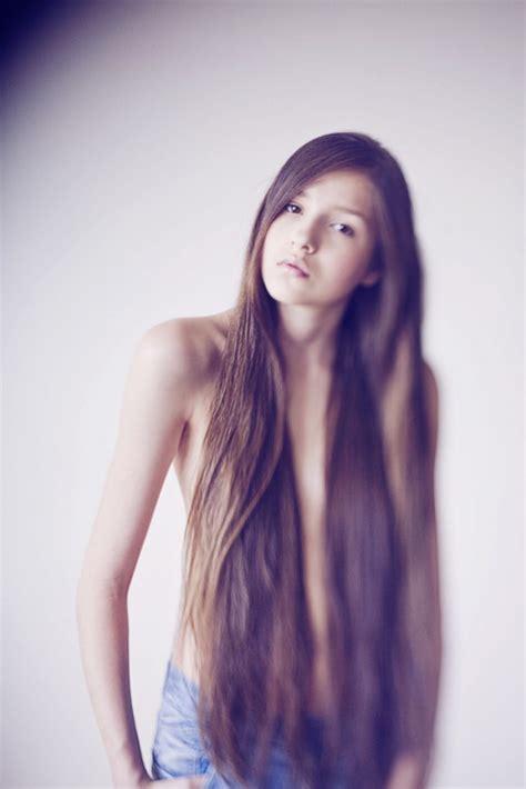 Long Hair With Bangs 2012 Hairstyle Kriwul