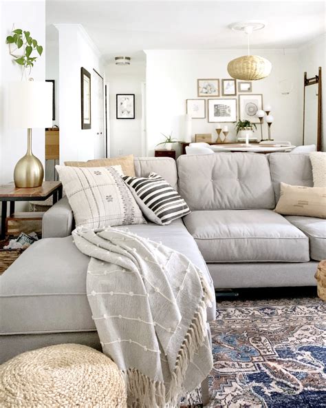 5 Ways To Style A Throw Blanket On A Sofa