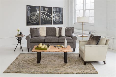 Circle Furniture How To Choose A Sofa For Small Living Room