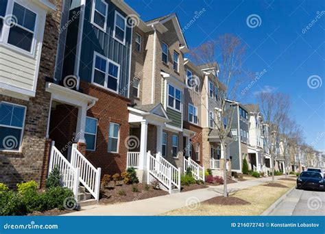 Suburban Residential Building Stock Image Image Of Lease Complex 216072743