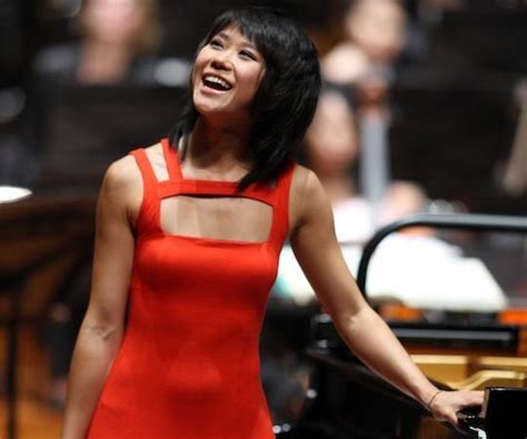 Yuja Wang Makes Classical Music Fashionable The Artery