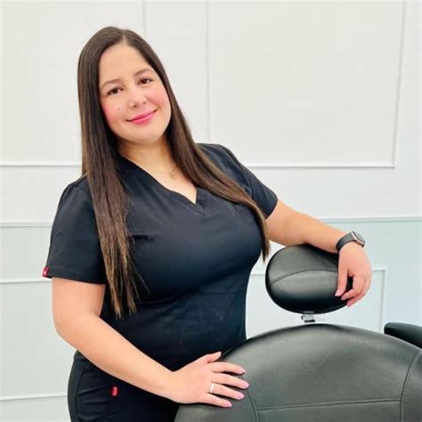 dra daniela larios opiniones dentista odontólogo tijuana doctoralia