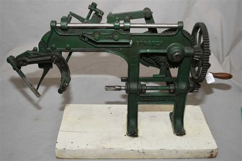 Vintageantique Mechanical Apple Peelercorer