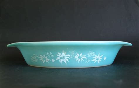Agee Crown Pyrex Turquoise Flannel Flowers Divided Dish Etsy