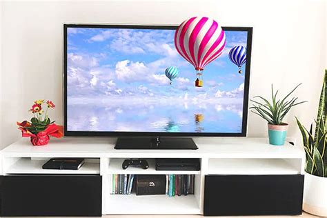 Use our size to distance calculator to see which size tv you should get based on how far away you'll be sitting from the screen. Best 32 Inch LED TVs in India (2019) | HotDeals 360