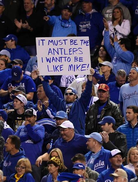 A Royals Fan Showed His Support For Kansas City Royals Third Baseman