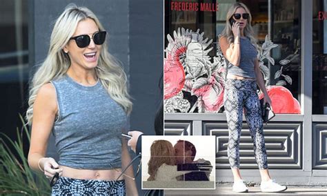 Roxy Jacenko Is All Smiles After Those Steamy Pictures Daily Mail Online