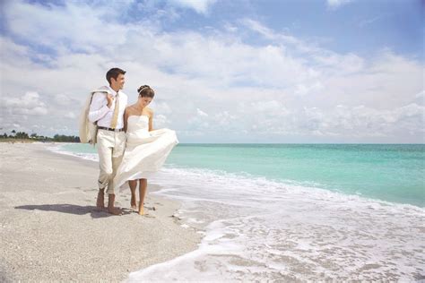 Best Beach Wedding Locations In Florida Brides Florida The 9 Best