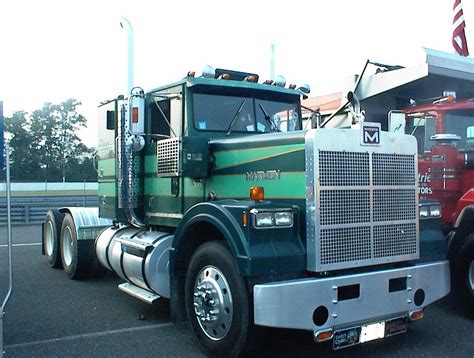 Marmon Truck Pictures 1988 Marmon 57p And 1981 Marmon In