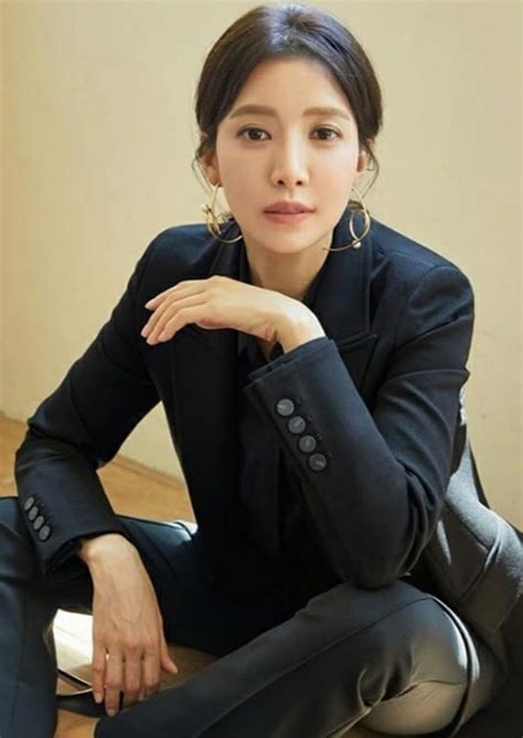 See more of 𝙎𝙣𝙤𝙬𝙙𝙧𝙤𝙥 설강화 on facebook. 윤세아, 드라마 '설강화' 합류…김혜윤 이어 'SKY캐슬 ...