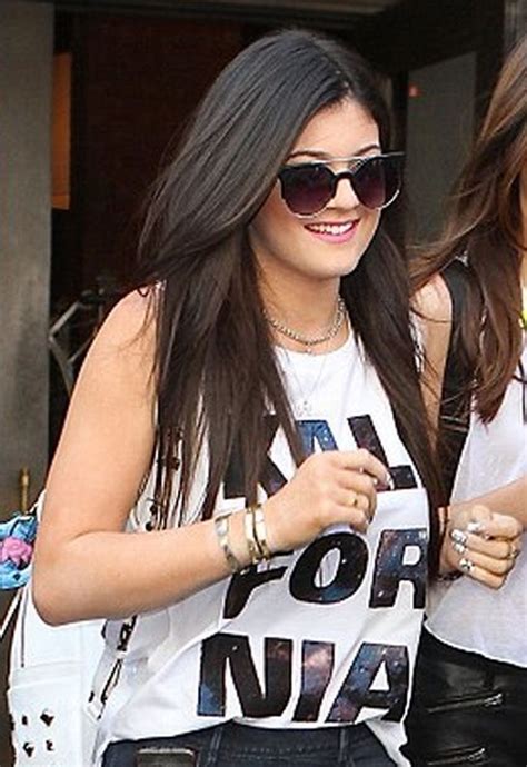 Kylie Jenner Wearing Her Livnow Sunglasses In Black Fashion