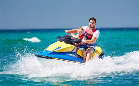 A Complete Guide To Water Sports In Dubai Mybayut