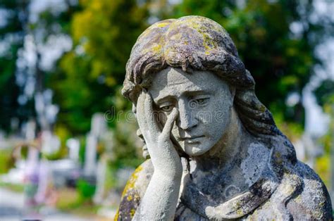 Old Stone Statue In The Cemetery Sad Stone Woman Stock Image Image Of Antiquity Body 235359657