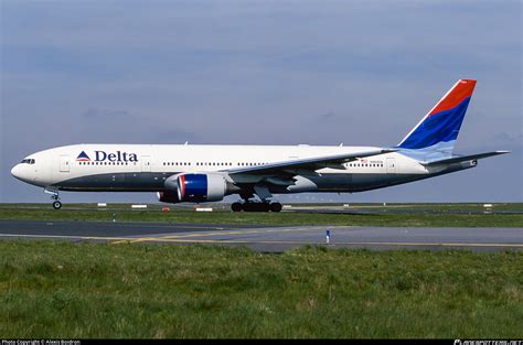 N863da Delta Air Lines Boeing 777 232er Photo By Alexis Boidron Id