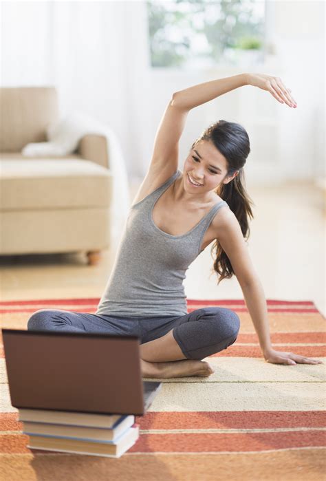 Yoga For Toning A Guide From An Expert Stylecaster