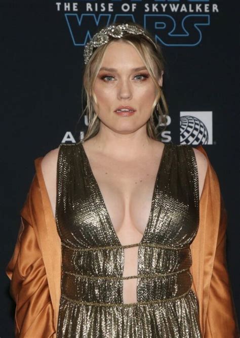 Clare Grant Braless Boobs Showing Nice Cleavage In Thefappenist
