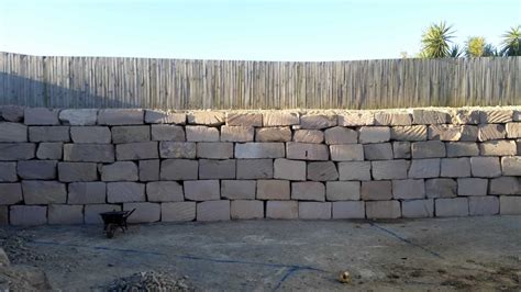 Large Rock Retaining Walls Rock Retaining Wall Builder Gold Coast And