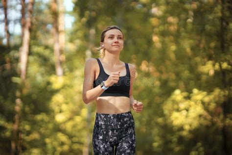 Pretty Young Girl Runner Stock Image Image Of Bright 9570435