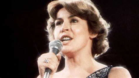 Australian Singer Helen Reddy Has Passed Away