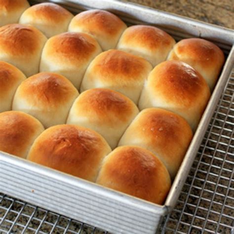 Buttermilk Dinner Rolls Recipe Breads With Bread Flour Instant Yeast