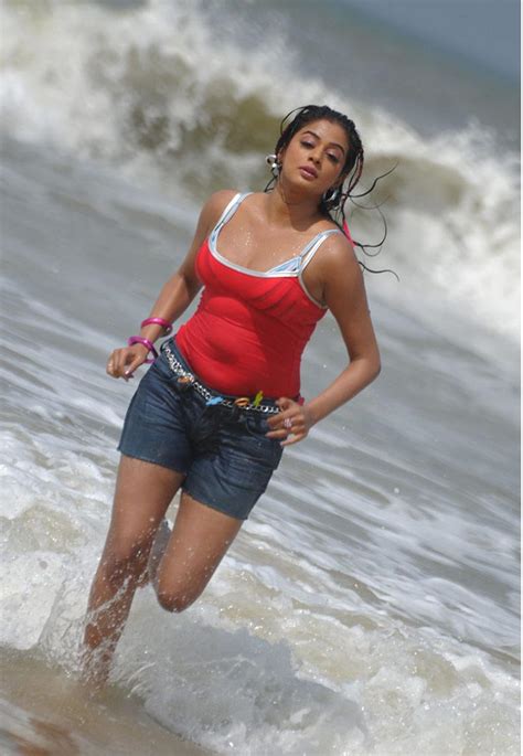 Priyamani Hot Red Bikini Running In Beach Hd Image Gallery Wiral Beauties