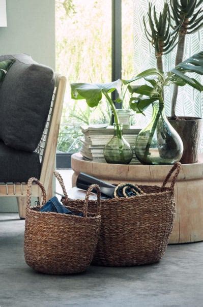 Recycling, volunteering, giving the elderly a seat on the bus—these are all obvious good deeds. 25 Cheap Places To Shop For Home Decor Online