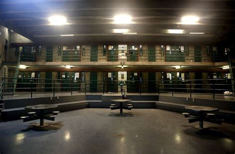California Prisons Solitary Units Necessary Or Inhumane Sfgate