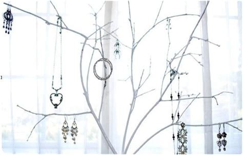 17 Clever Ways To Organize Your Jewelry Diy Jewelry Tree Display