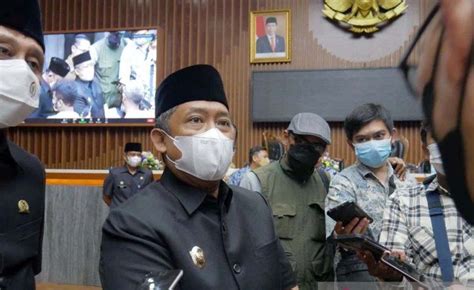 Yana Mulyana Resmi Diusulkan Dprd Jabat Jadi Wali Kota Bandung Definitif Aswajanewsid