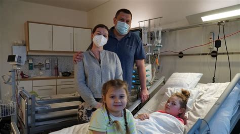 Krebskranke Kinder Aus Der Ukraine In Augsburg Angekommen Medizin