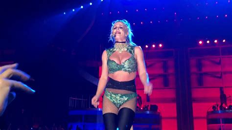20 Till The World Ends Britney Spears Piece Of Me Tour Berlin August 6 2018 4k Uhd Youtube