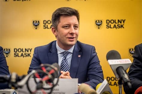 Urodzony 22 lipca 1975 roku w warszawie. Minister Michał Dworczyk w Mieroszowie - Radio Wrocław