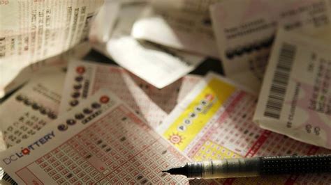 hombre gana la lotería después de jugar con la misma combinación durante 13 años periodista