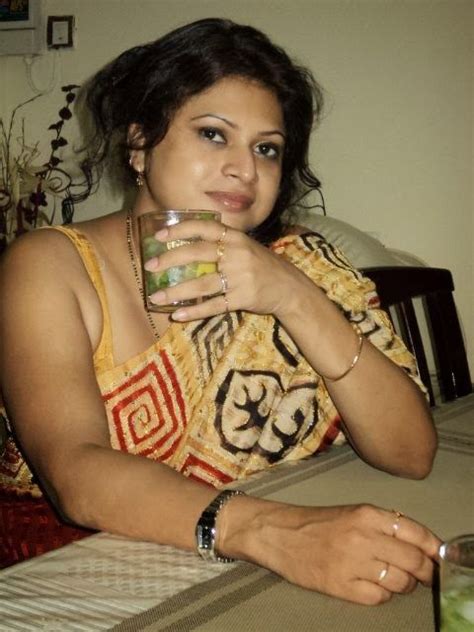 Hot Sexy West Bengal India Bengali Women Aunties New