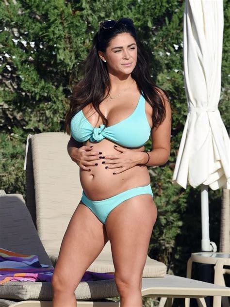 Casey Batchelor Sexy Photos Thefappening