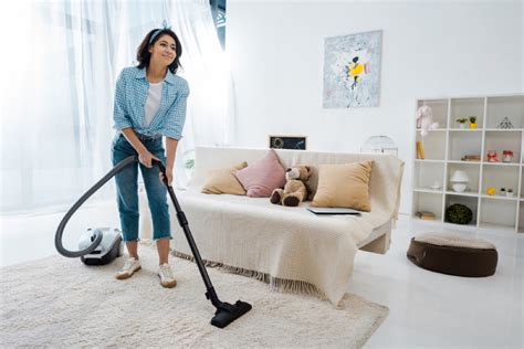 17 Ways Youre Vacuuming All Wrong — Best Life
