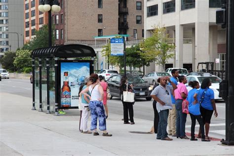 Chicago Bus Stop Editorial Image Image Of North Street 73035310