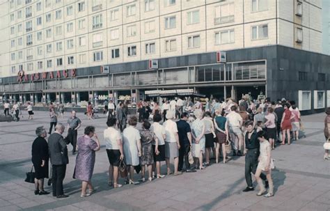 Photos Of Life In East Germany In The 1970s ~ Vintage Everyday
