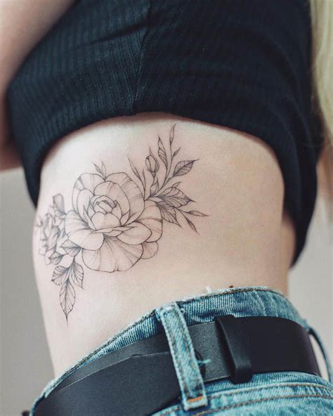 65 Amazing Womens Side Rib Tattoo Design Ideas 2021 Updated