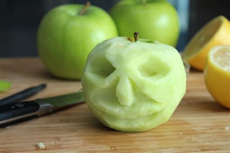 How To Make Shrunken Apple Heads 6 Steps With Pictures Instructables